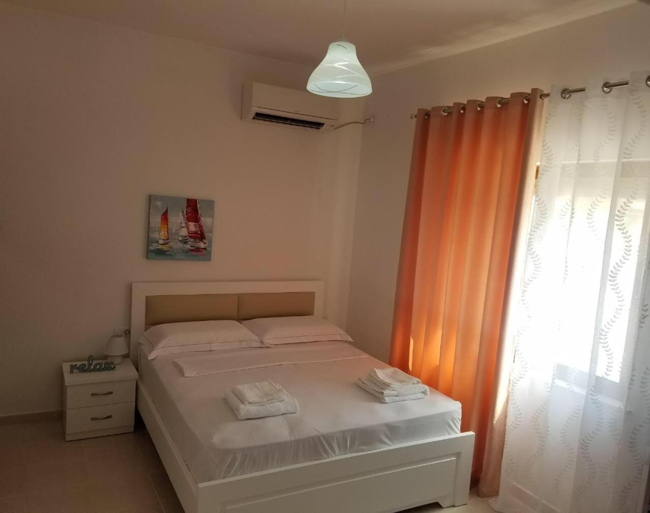 Appartamento Vila Alikaj Sarandë Esterno foto