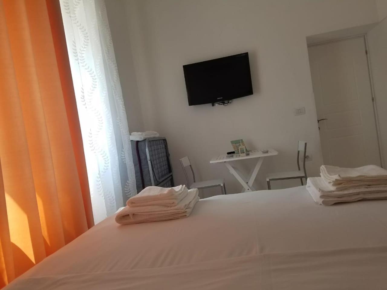 Appartamento Vila Alikaj Sarandë Esterno foto